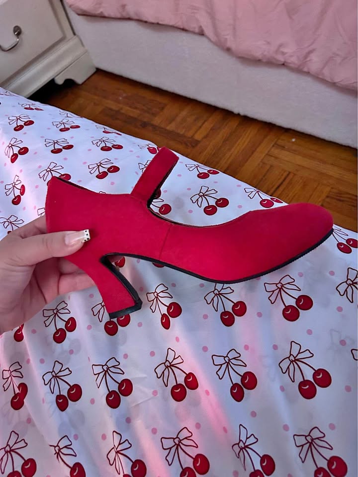 Red Mary Jane Buckle Shoes