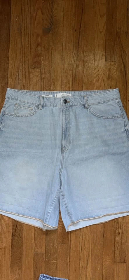 Women’s Denim Shorts - photo 4