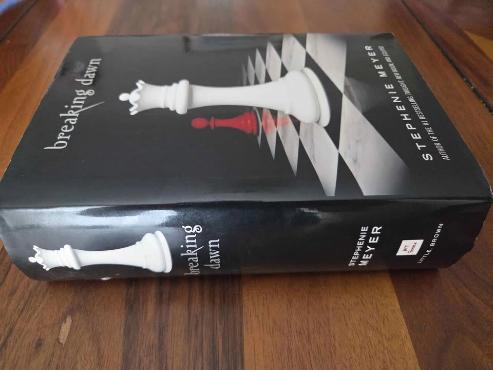 Stephanie Meyer Hardcovers - Breaking Dawn First Edition, Eclips - photo 4