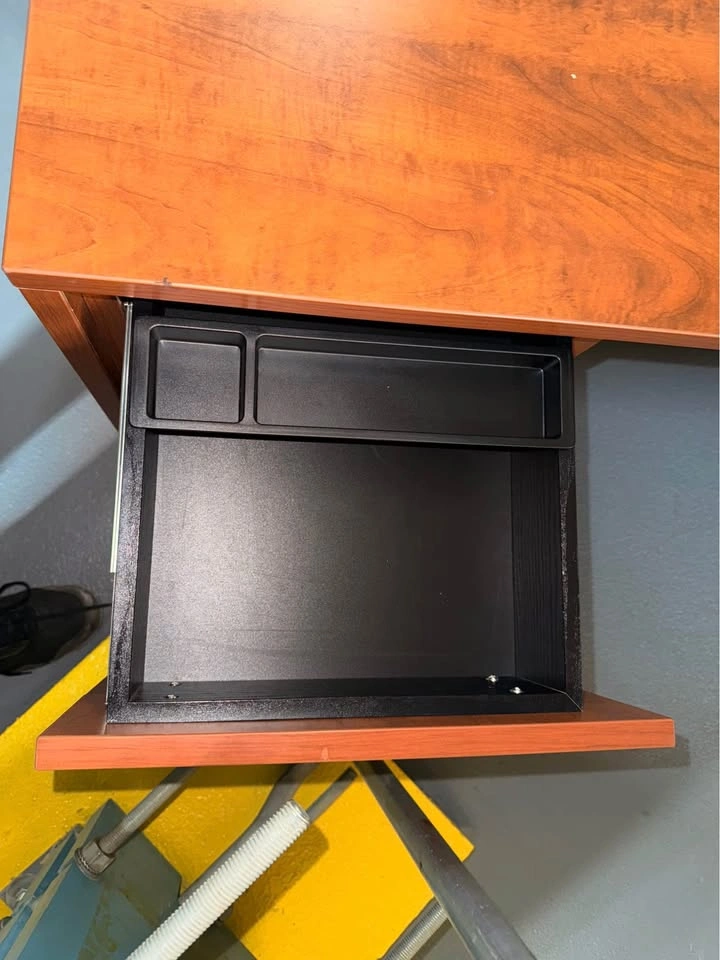 Executive L-Shaped Office Desk - photo 3