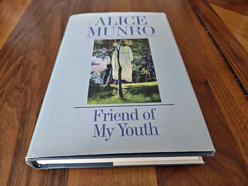 Friend of My Youth - Alice Munro 1990 First Edition Hardcover