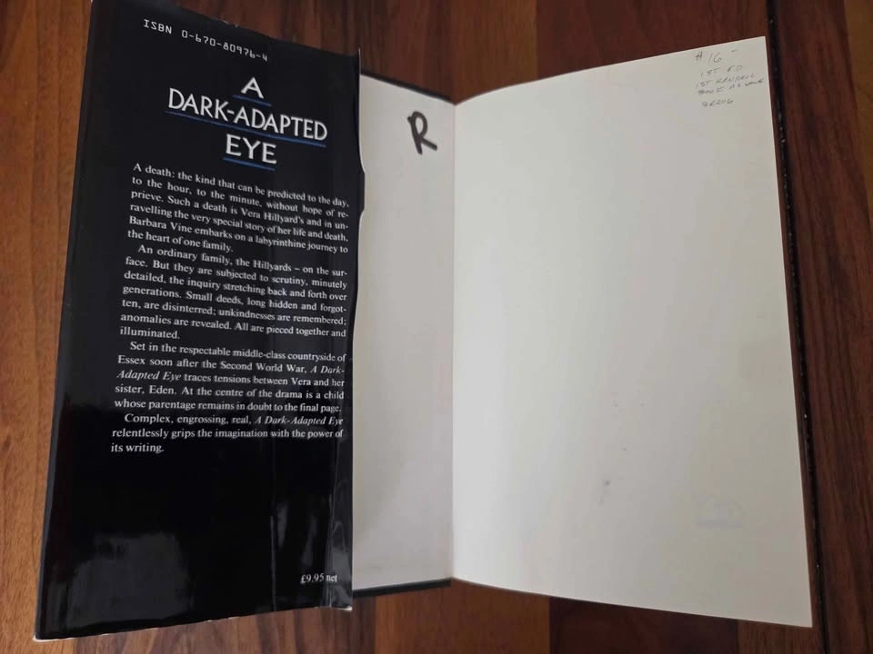 A Dark Adapted Eye - Barbara Vine (Ruth Rendell) 1986 - photo 3