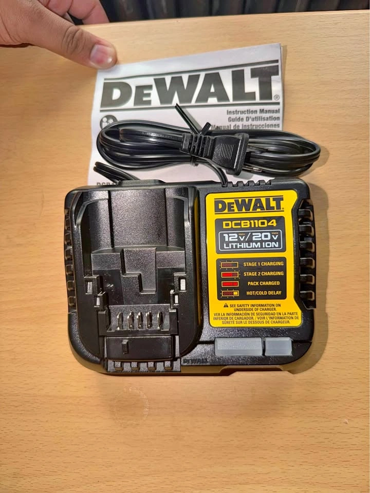 DeWalt DCB1104 12V/20V MAX 4 Amp Fast Battery Charger