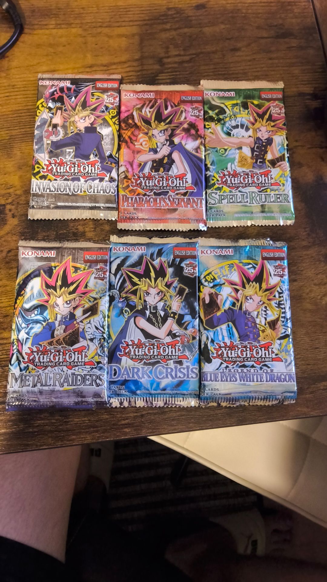 Six yu-gi-oh packs (25th anniversary edition) - photo 2