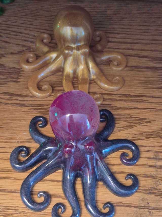 Resin Gecko and Octopus Figurines - photo 5