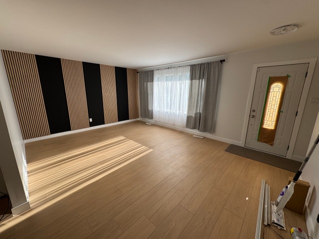 BEAUTIFULLY RENOVATED HOME FOR RENT - photo 2