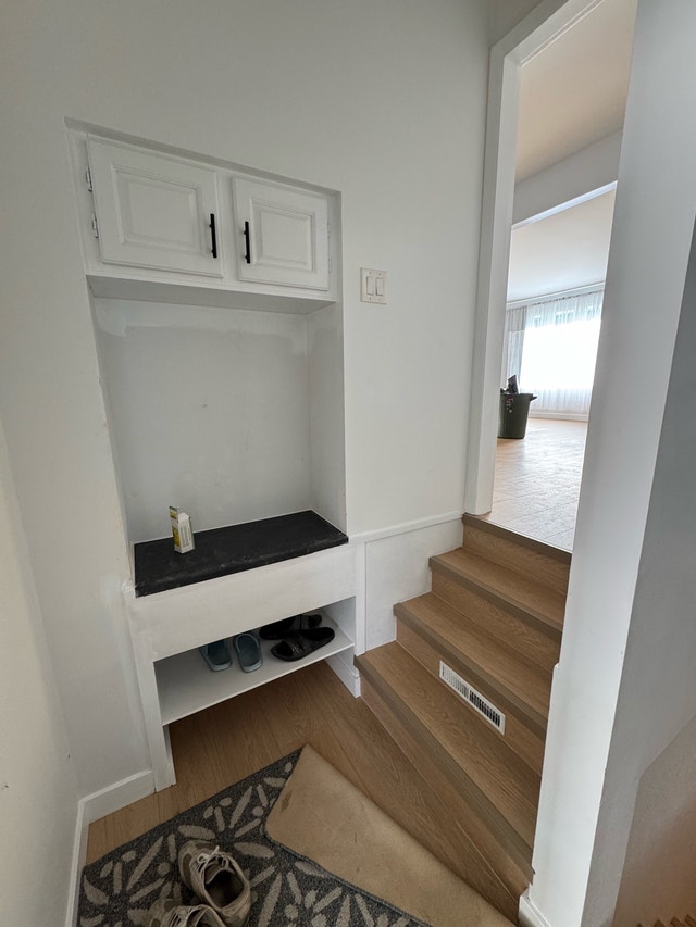 BEAUTIFULLY RENOVATED HOME FOR RENT - photo 3