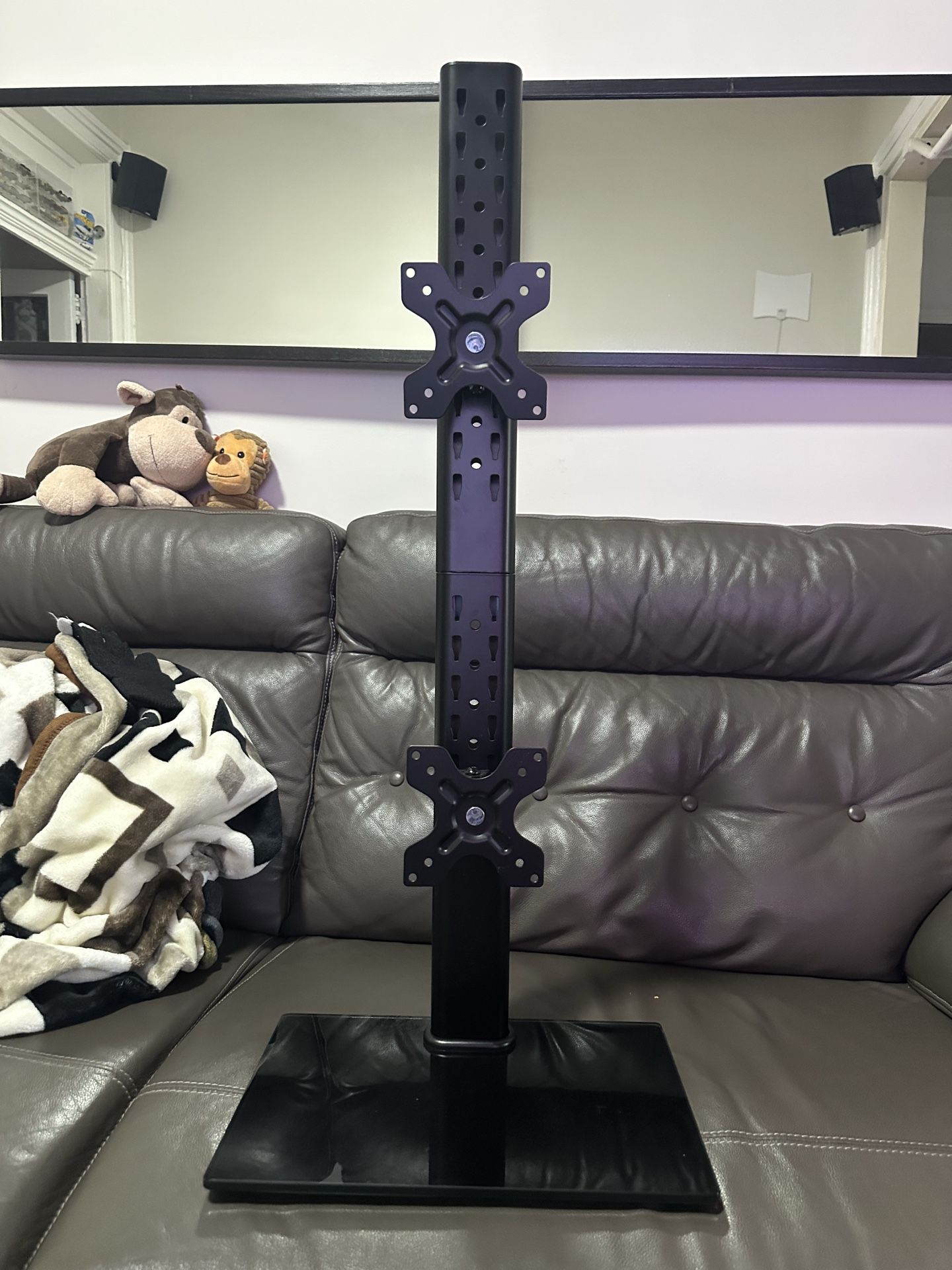 Dual monitor stand like new - photo 3
