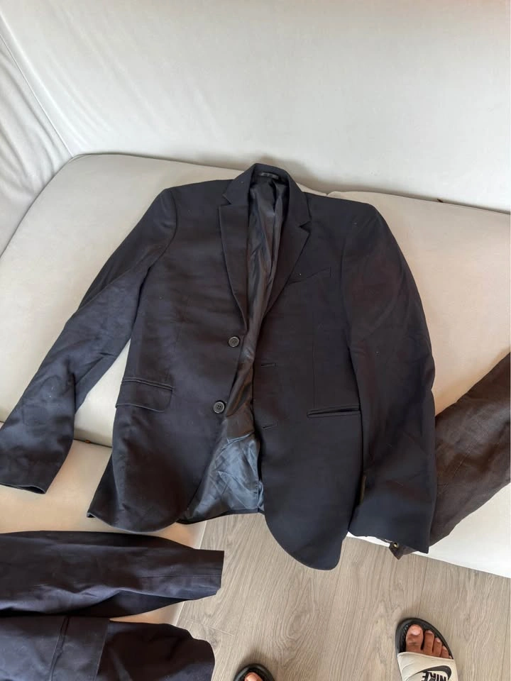 Men clothing - entire suitcase worth over $1500 - photo 3