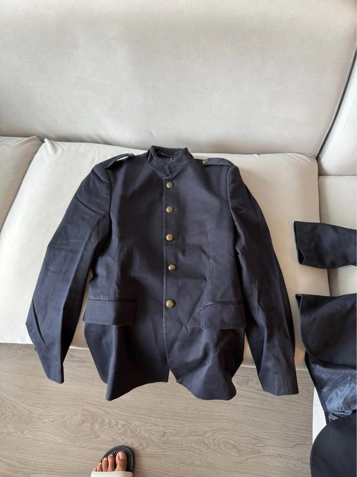 Men clothing - entire suitcase worth over $1500 - photo 4