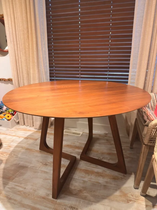 Round Wooden Dining Table - photo 2