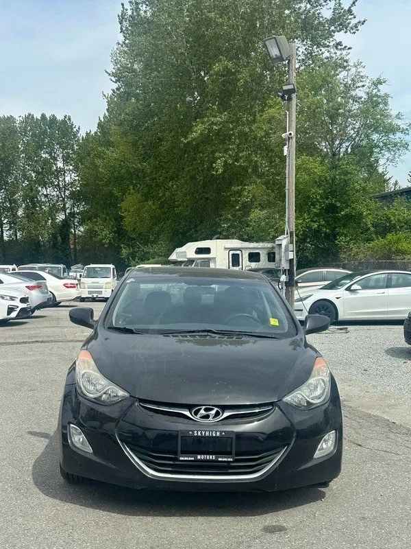 2012 Hyundai Elantra - photo 2