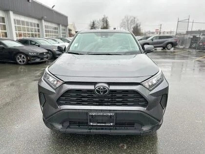 2023 Toyota RAV4 LE - photo 2