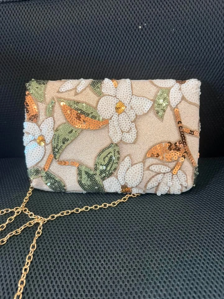 Floral Sequin Clutch with Gold Chain Strap - photo 2