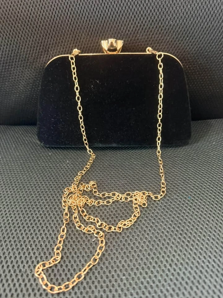 Black Floral Sequin Evening Clutch with Gold Chain - photo 2