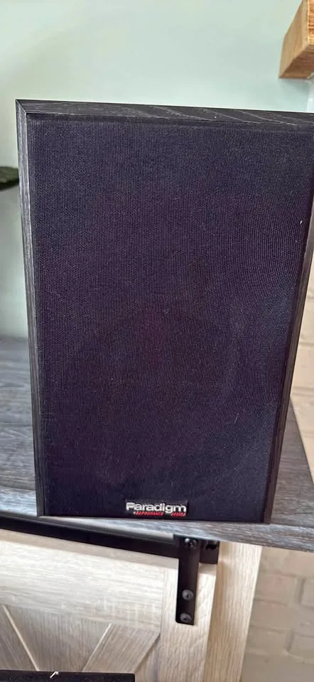 Paradigm Titan Bookshelf Speakers thumbnail