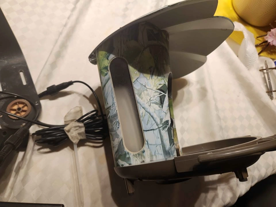 Smart Bird Feeder with Camera and Solar Panel - photo 4