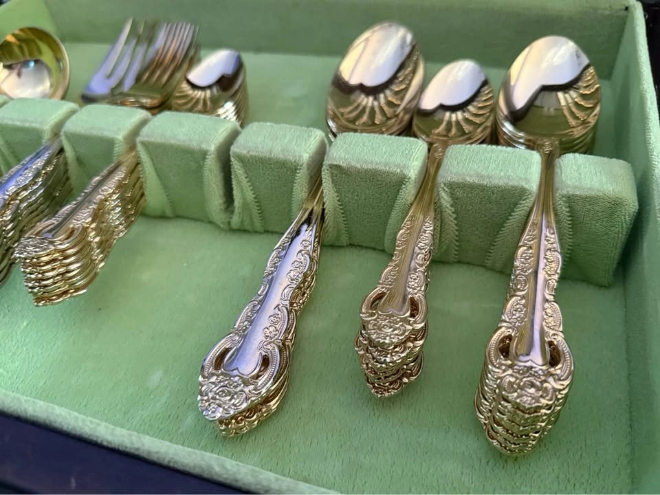 Vintage Reed & Barton gold plated flatware - photo 2