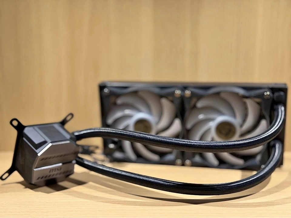 MSI MAG CORELIQUID M240 240mm AIO Liquid CPU Cooler