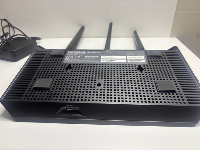 NETGEAR Nighthawk AC1900 - photo 2