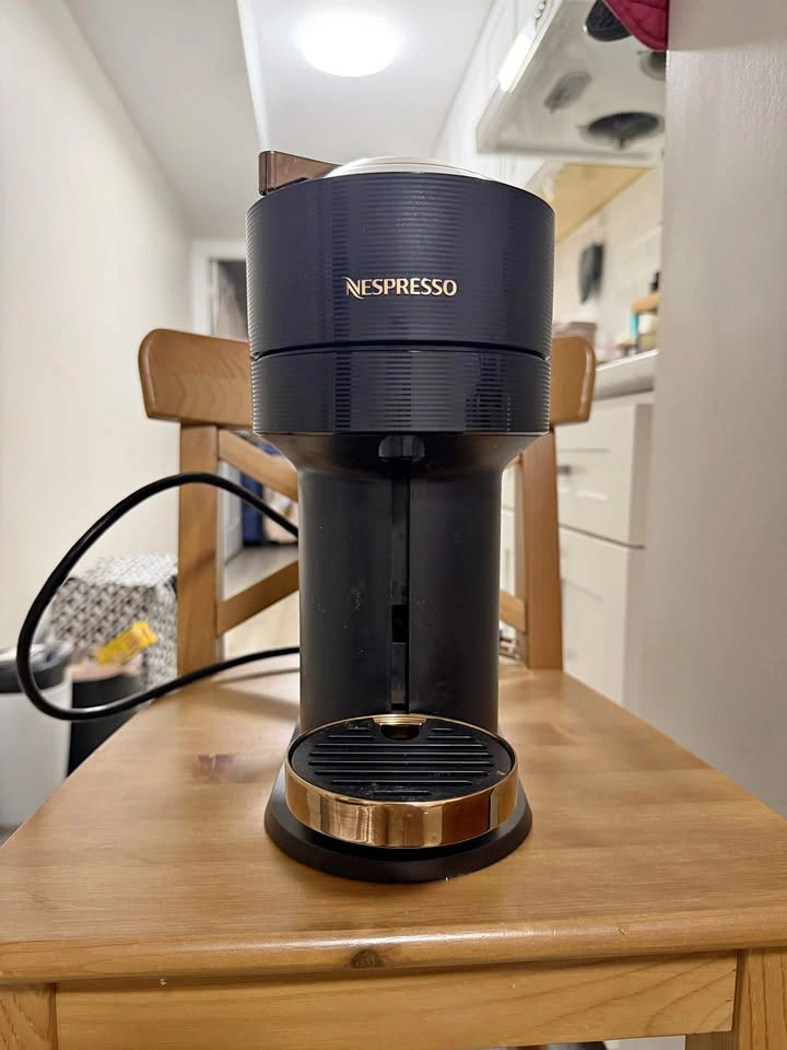 Nespresso Vertuo Next Premium
