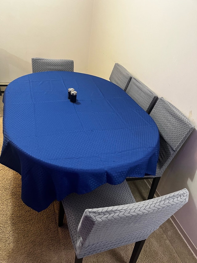 Dining table with 5 chairs - photo 2