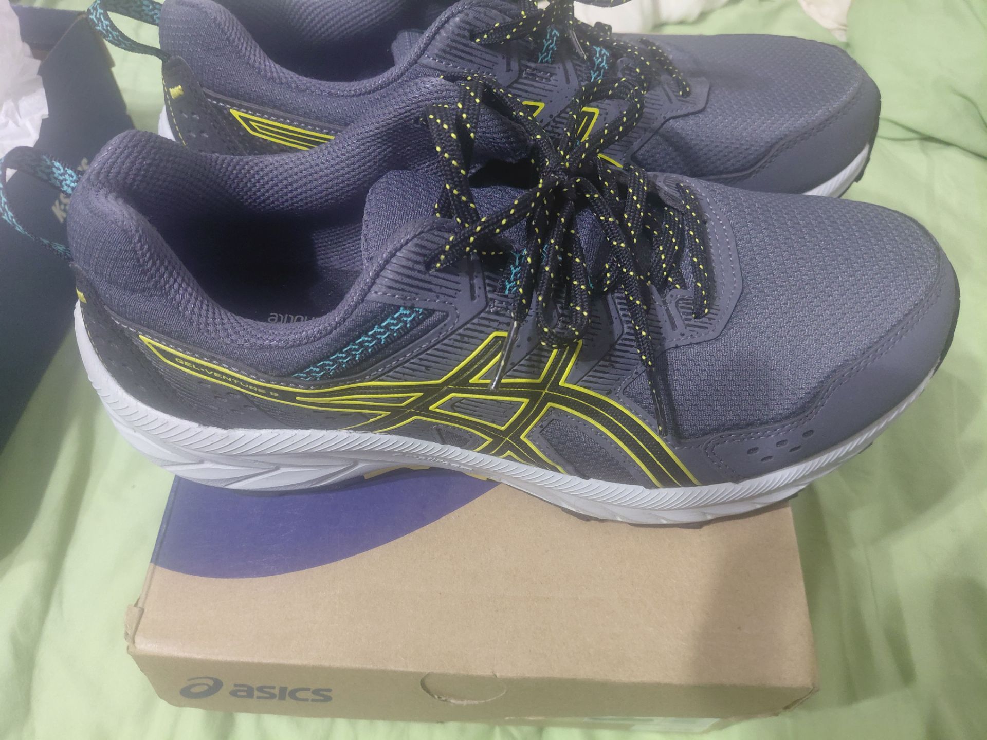 ASICS Gel-Venture Trail Running Sneakers