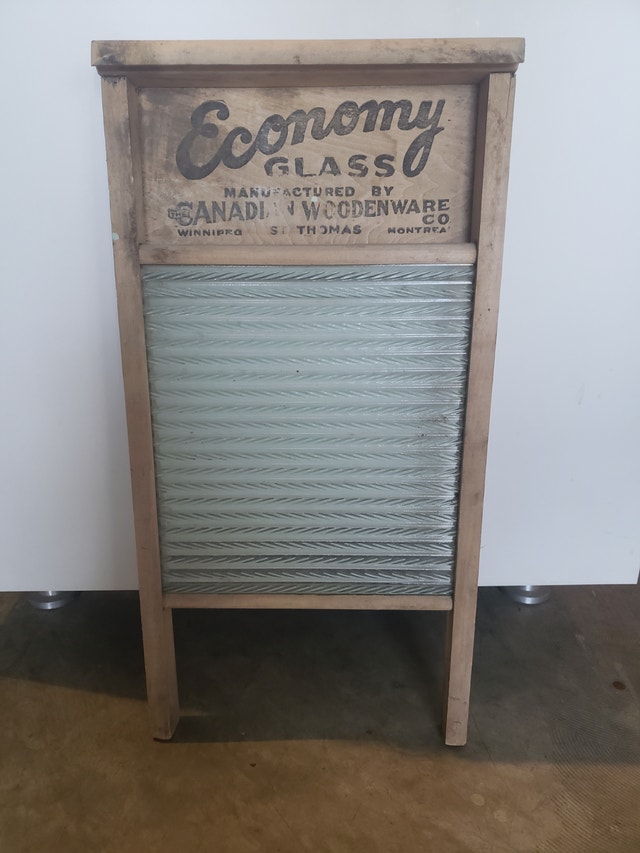 Vintage Wooden Washboard - photo 3
