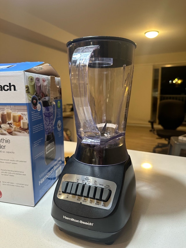 Hamilton Beach 10-Speed Smoothie Blender (56 oz) - Like New - photo 3