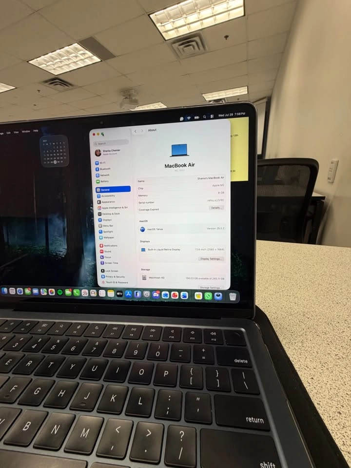 MacBook Air M2 2022 13.6" Midnight Mint Condition - photo 4