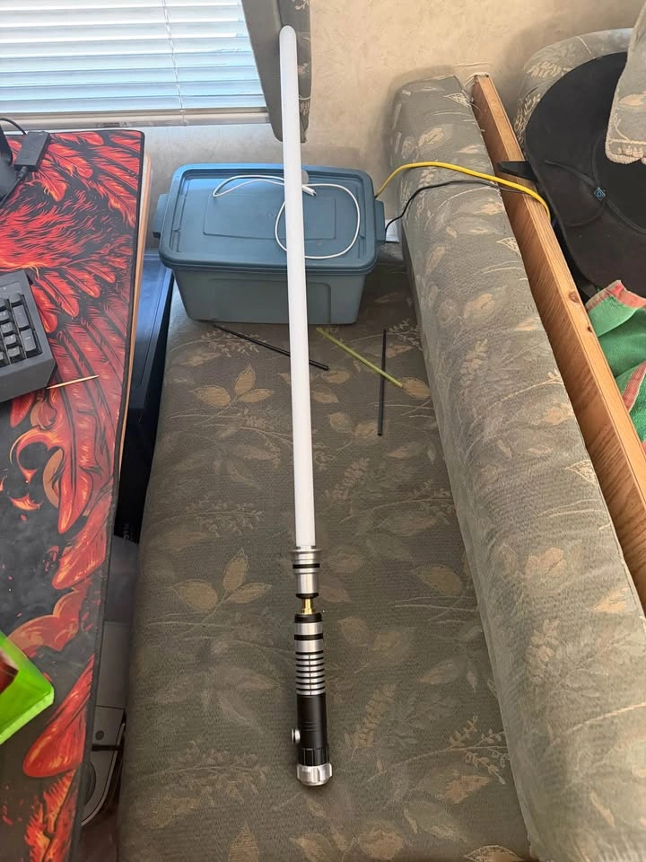 Sabertrio Luke Skywalker Lightsaber Neo Pixel Proffie V2 - photo 3