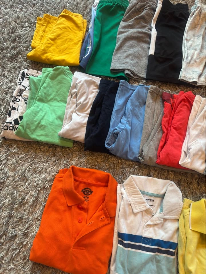 Boys Summer Clothes Size 8 - almost 30 items! - photo 3