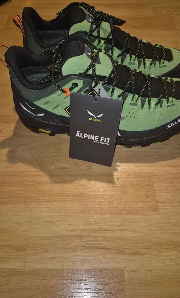 Brand New Salewa Alp Trainer 2 GTX Gore-Tex Hiking Shoes – Men’s - photo 5