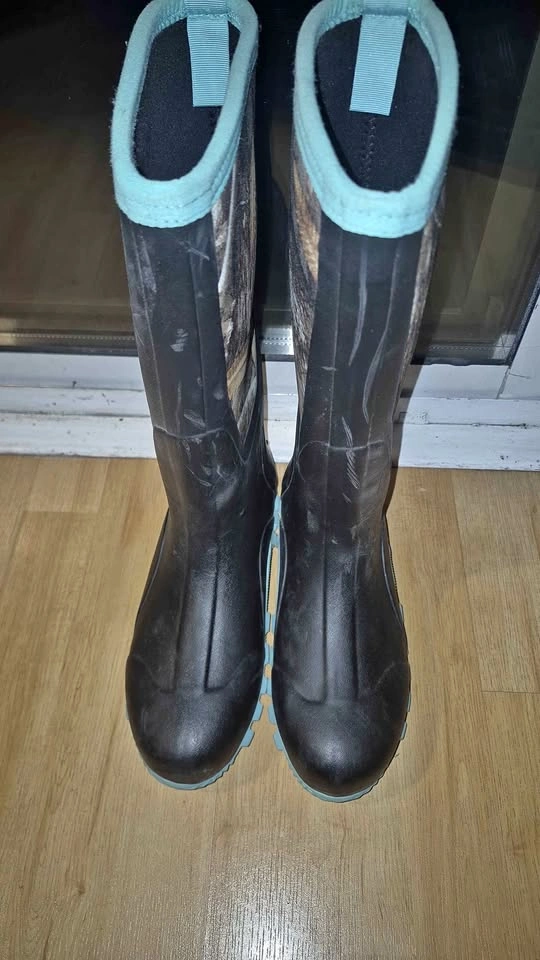 Brand New TIDEWE Women’s Waterproof Hunting Boots – Size 7
