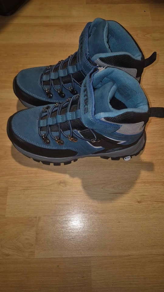 Brand New VITIKE Kids Winter Boots w/ Ice Cleats – EU 34 - photo 2