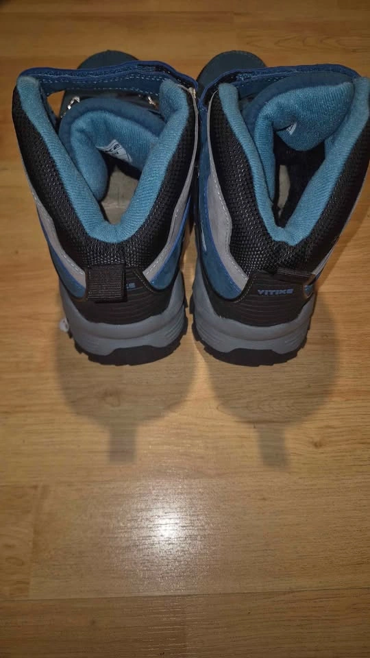 Brand New VITIKE Kids Winter Boots w/ Ice Cleats – EU 34 - photo 3