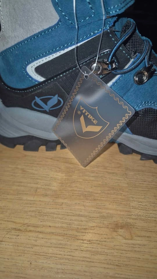 Brand New VITIKE Kids Winter Boots w/ Ice Cleats – EU 34 - photo 5