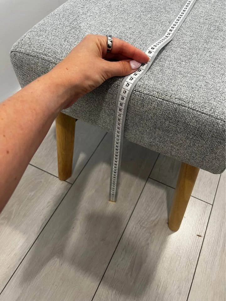Light gray entryway bench - photo 4