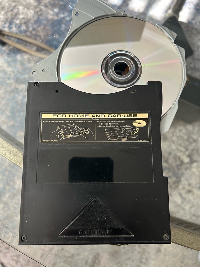 Pioneer 6 disc CD Player PD-M701 and remote - photo 5