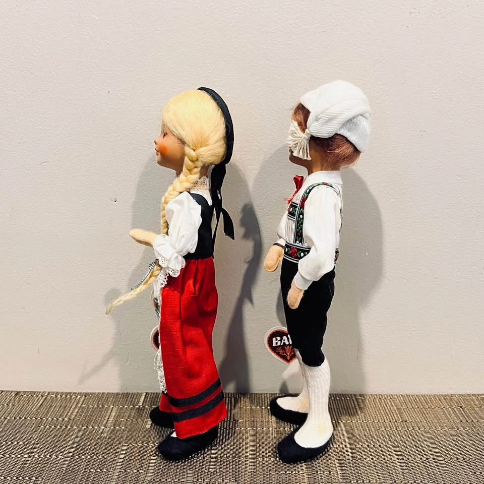 Vintage Baitz Austrian Costume Dolls (23cm Tall) - photo 2