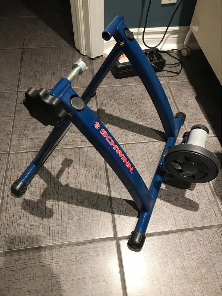 Schwinn Magnetic Bike Trainer - photo 2