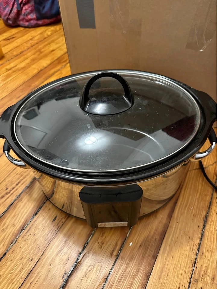 Crock-Pot Digital/Programmable 6.5 Quarts Slow Cooker