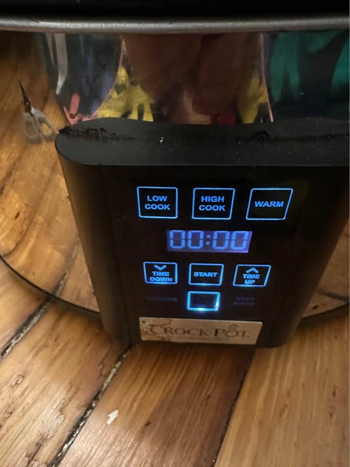 Crock-Pot Digital/Programmable 6.5 Quarts Slow Cooker - photo 2