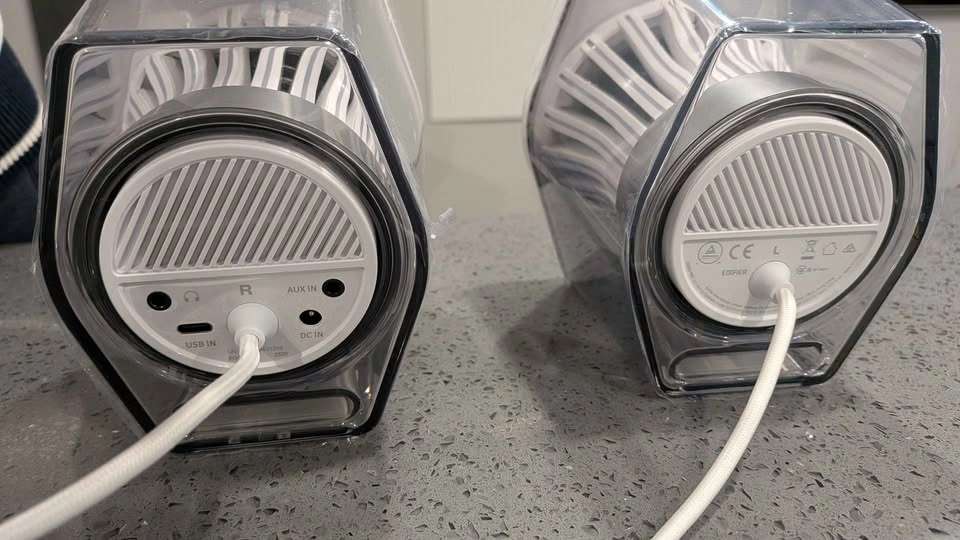 Edifier G2000 Pro 2.0 RGB Gaming Desktop Speakers - photo 3