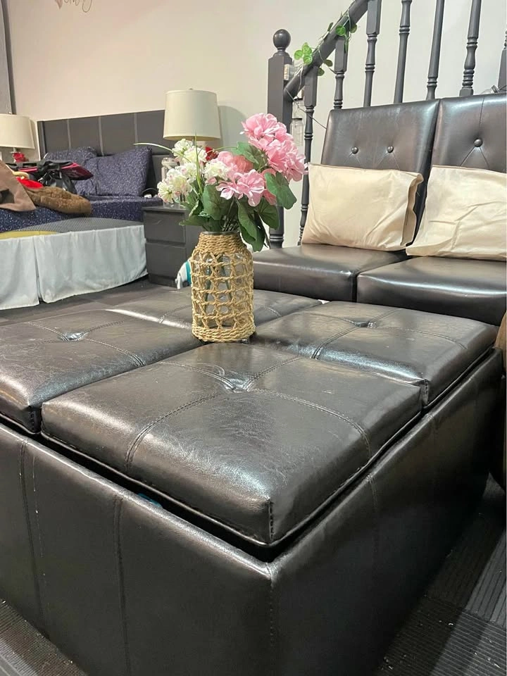 Storage table