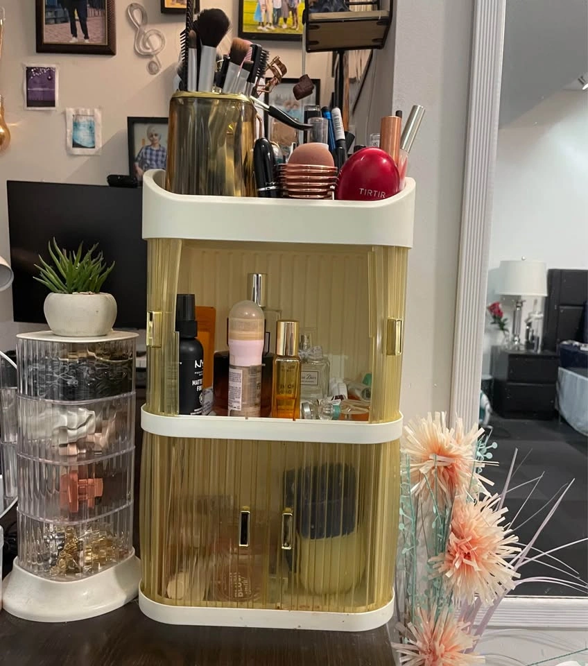 Makeup Cabinet - photo 5
