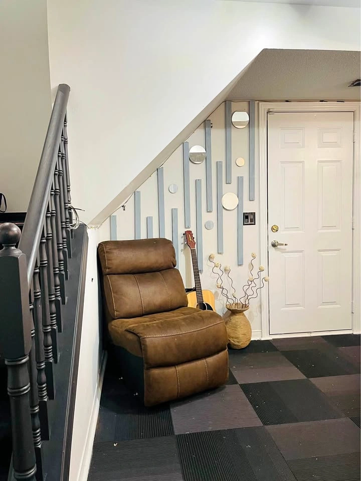 One seater Sofa