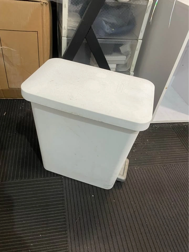 Bin - photo 2