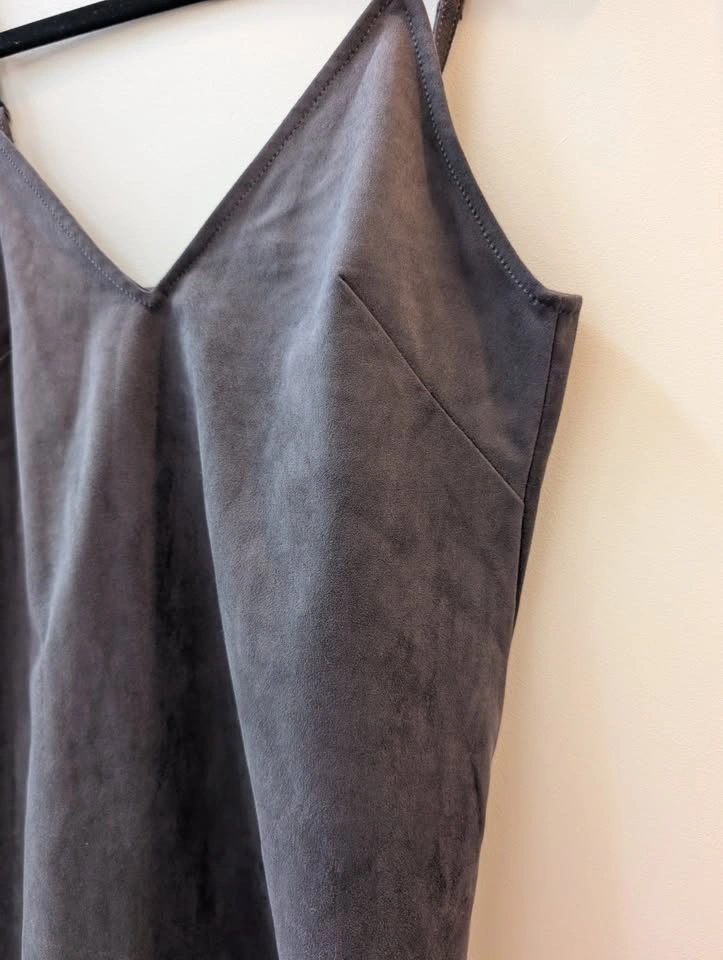 Wilfred Free Aritzia Boscono Faux Suede Camisole Charcoal Gray S - photo 2