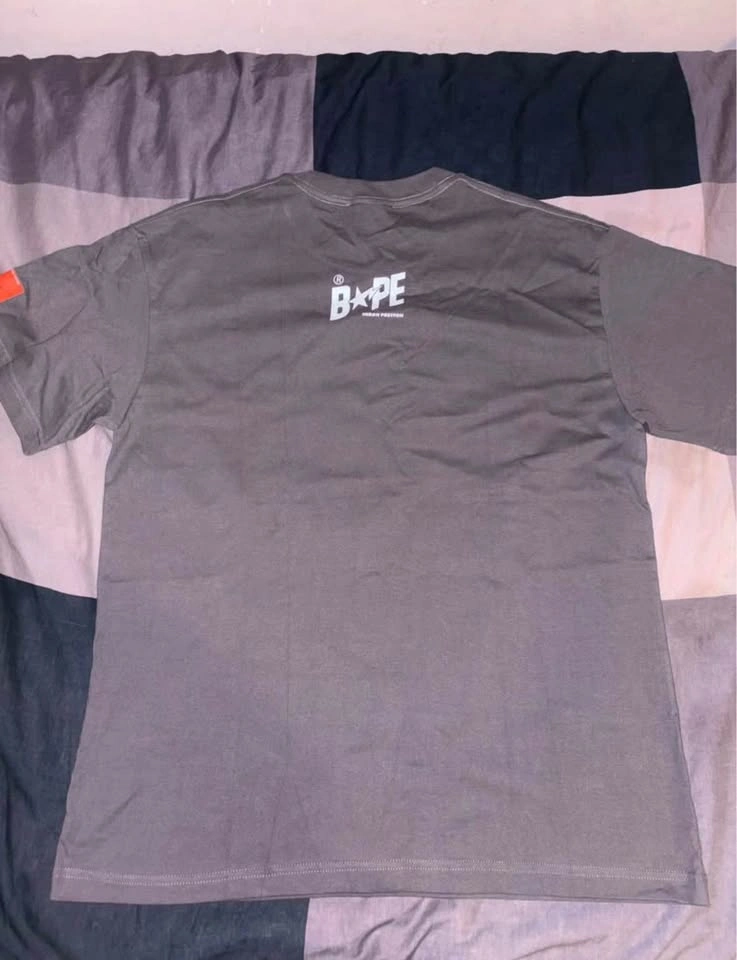 Bape T shirt size L brand new - photo 3